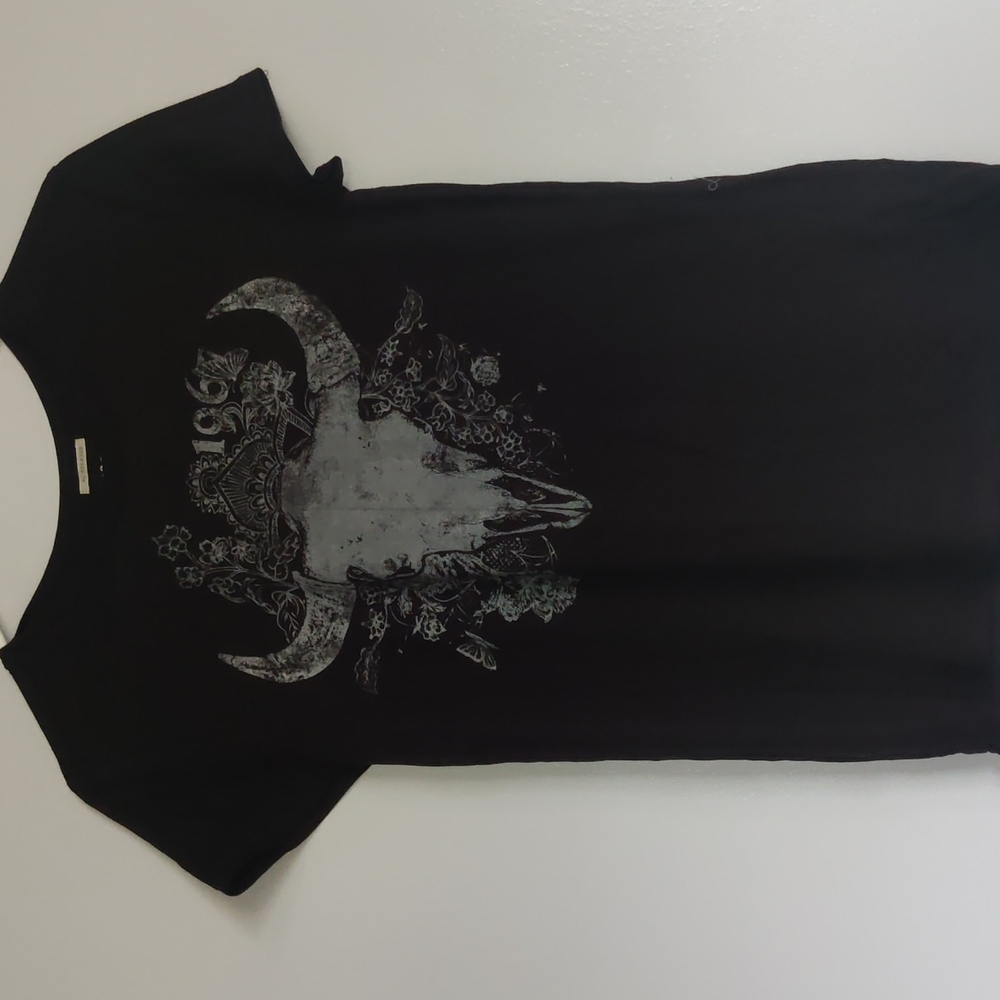 Women's t-shirt
